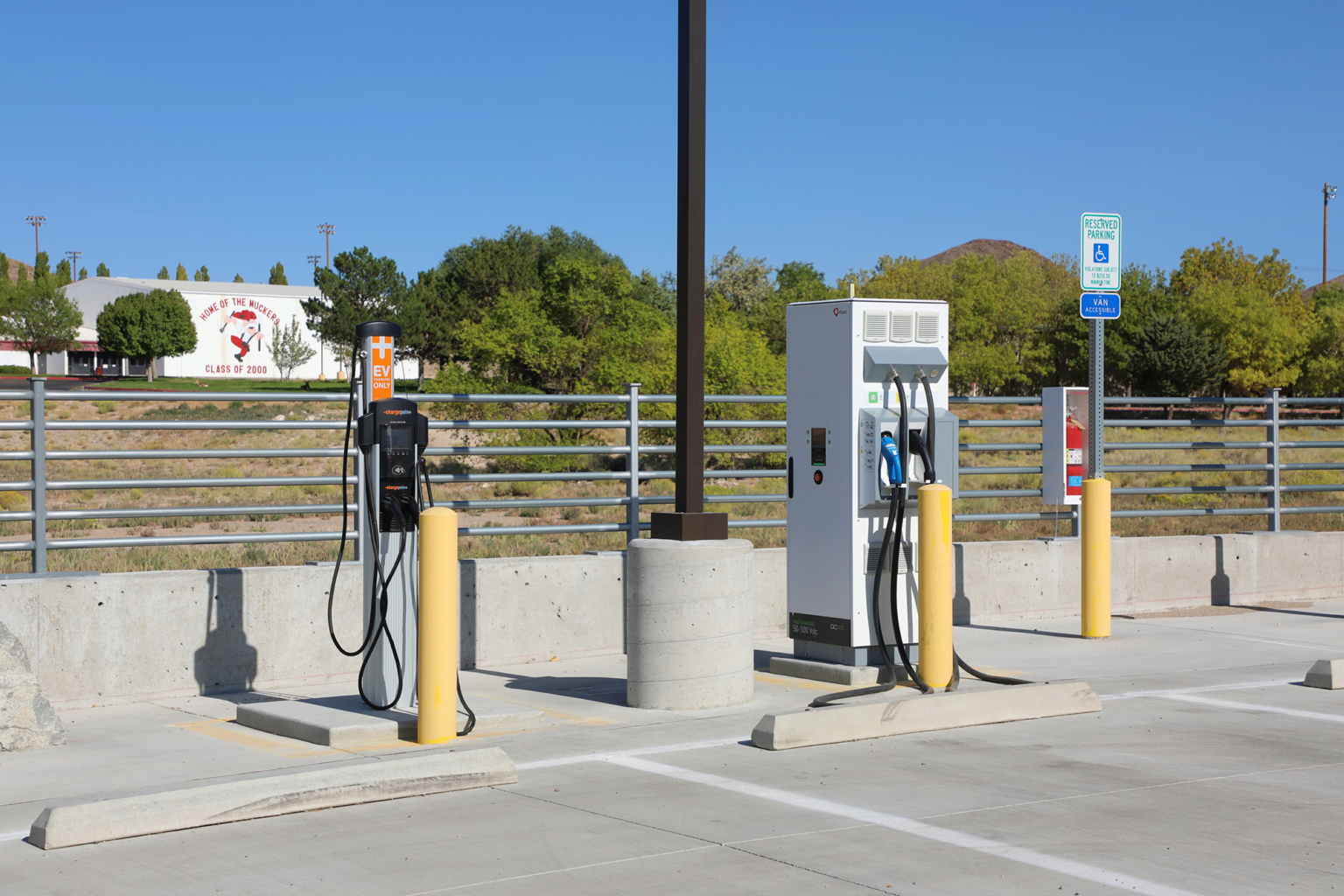 Tesla Supercharger and Electric Highway Tonopah, Nevada